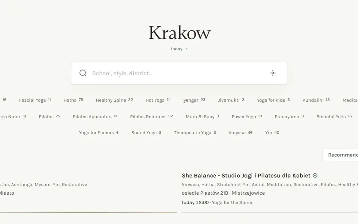 Szkoły Jogi: a detail of the Kraków page, studios by style with schedules and prices.